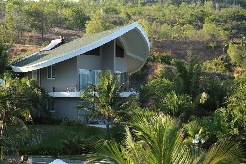 Sandunes Beach Resort & Spa Mui Ne Exterior photo