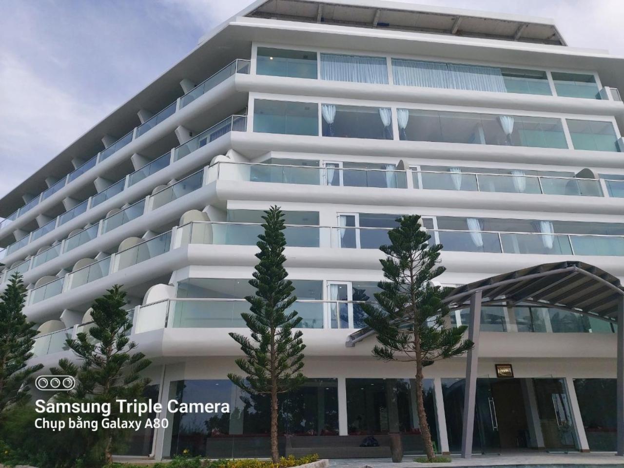 Sandunes Beach Resort & Spa Mui Ne Exterior photo