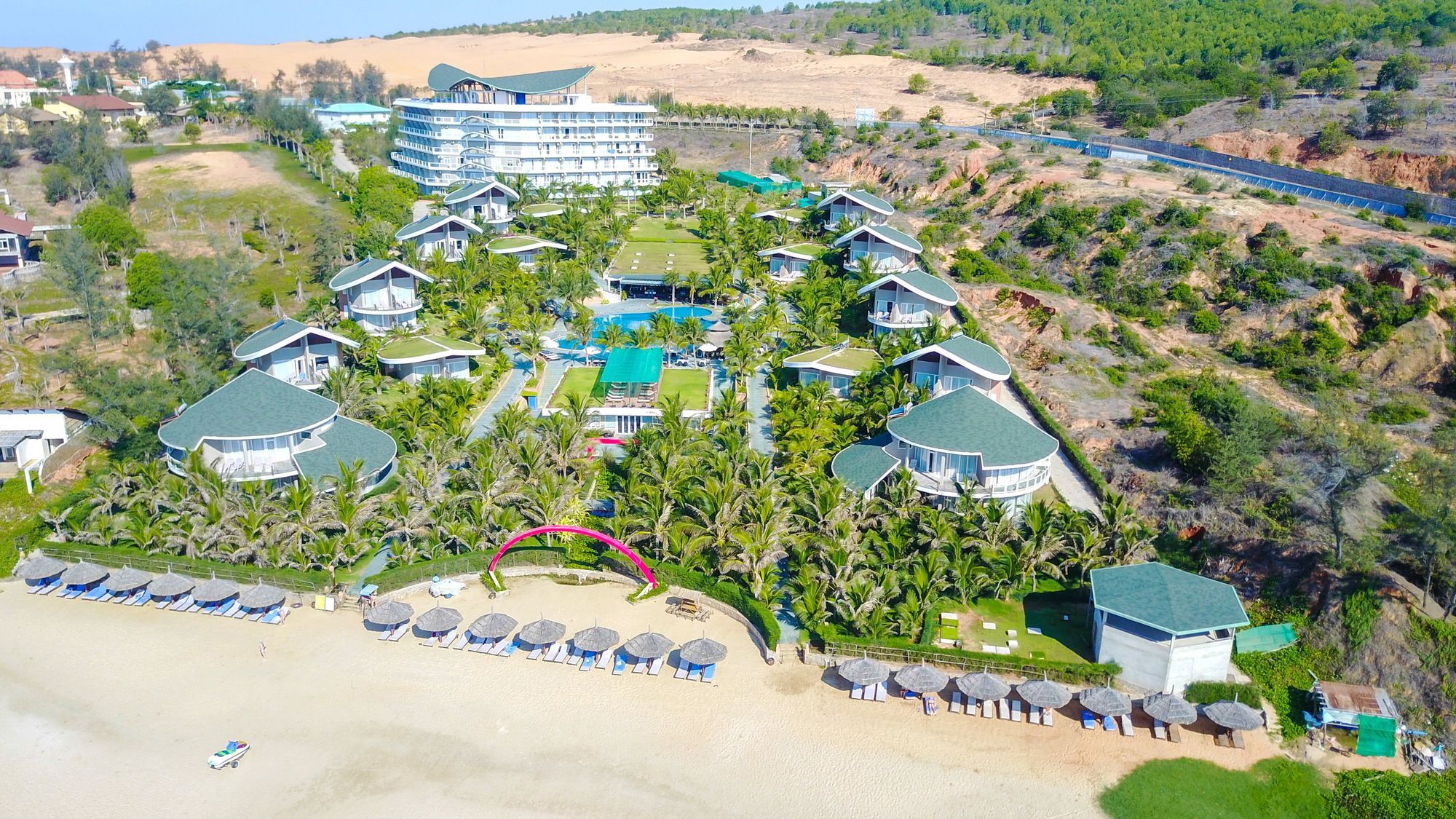 Sandunes Beach Resort & Spa Mui Ne Exterior photo